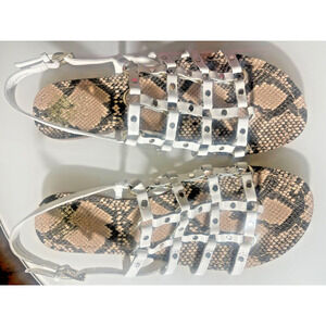 Vince Camuto VC-RICHINTIE Strappy SANDALS Shoes White, Studs Size 10, $119 NEW